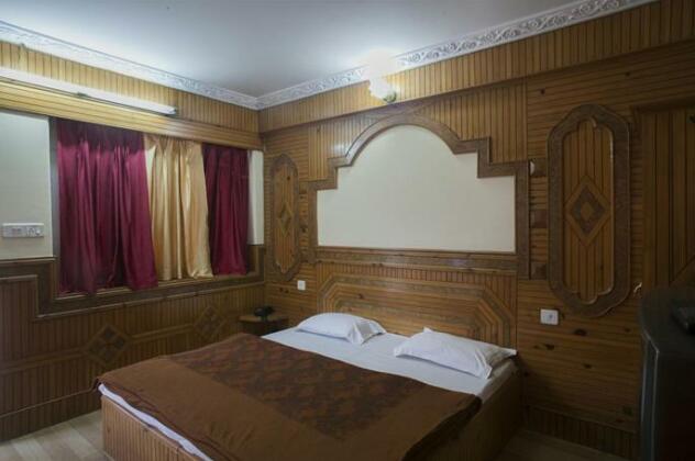 Perfect Family Stay next to Nainital Lake - Photo5
