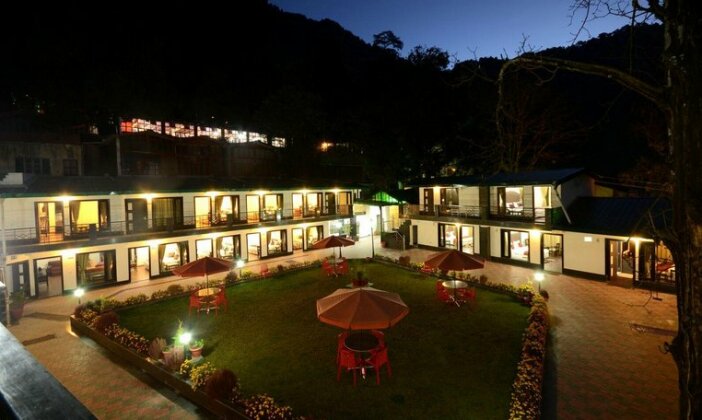 Raj Bilas Palace - Photo3