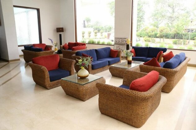 OYO 2192 Hotel Gianz - Photo4