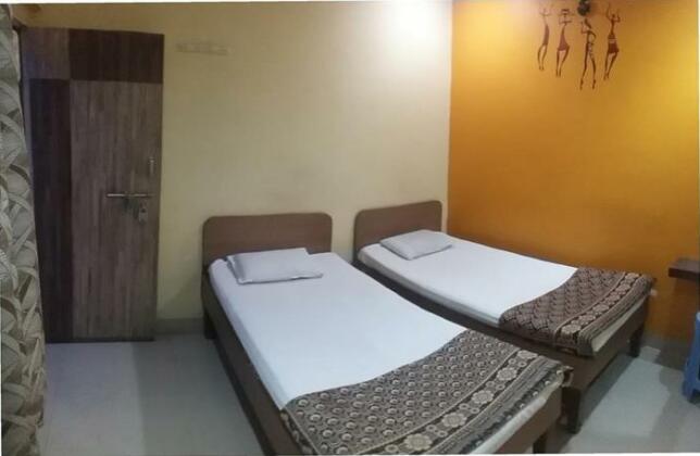 Hotel Ashirwad Lodge - Photo3