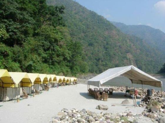 Ganga Banks Camp - Photo3