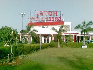 Green View Resort Narendra Nagar - Photo2