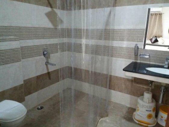 Hotel Surbhi Palace Gadarwara - Photo3