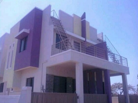 2bhk Row House Bunglow In Good Locality - Photo2