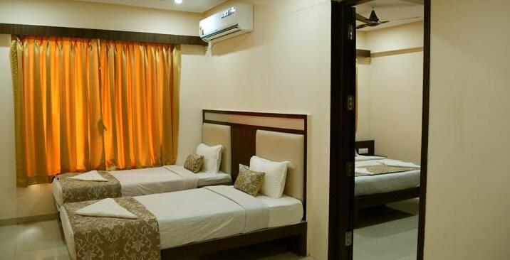 Hotel The Square - Photo4