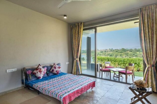SaffronStays Rose by the Lake - Photo3