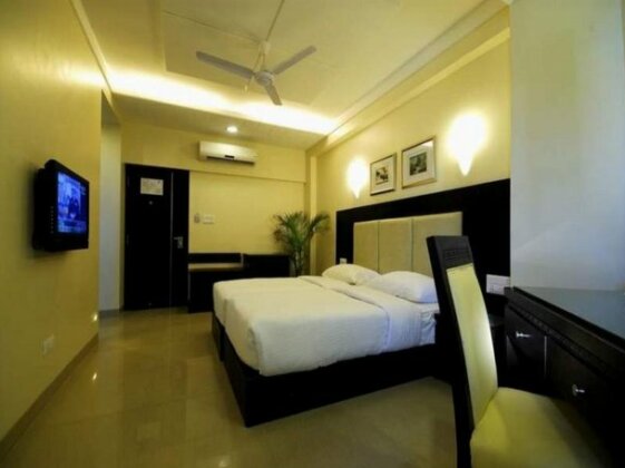The Ren Hotels - Photo3