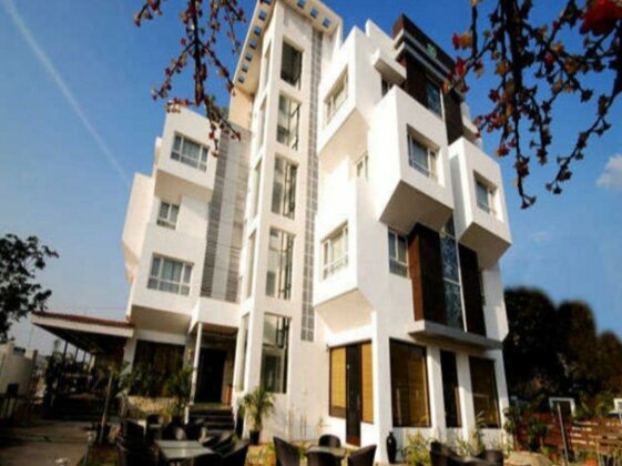 The Ren Hotels - Photo4