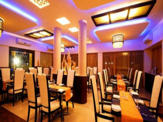 The Ren Hotels - Photo5