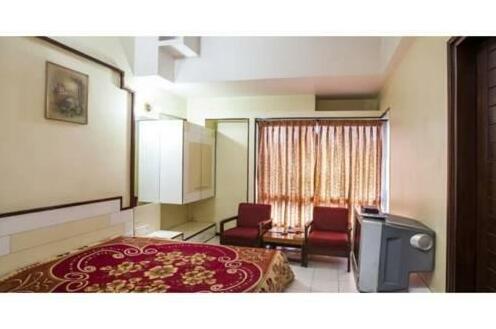 Vista Rooms at Old Agra Road - Photo2