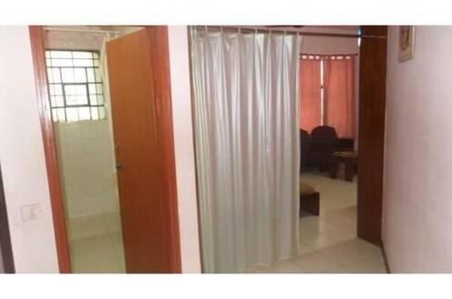 Vista Rooms at Sharanpur Road - Photo2