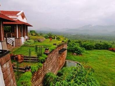 Kadambavanam Ethnic Village Resort - Photo3