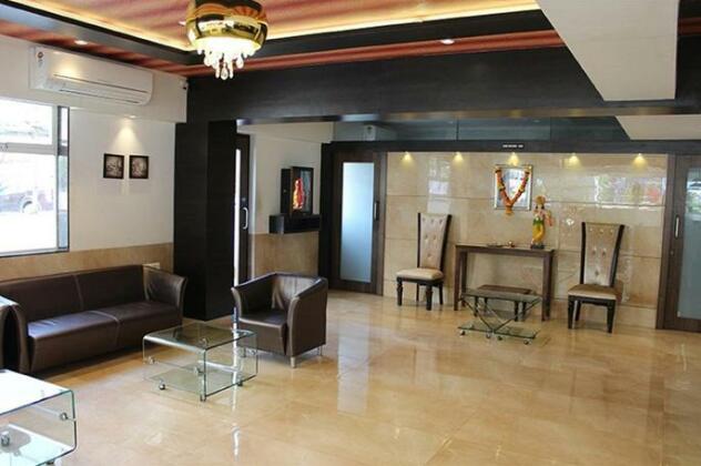 Hotel Royal Classic Navi Mumbai - Photo2