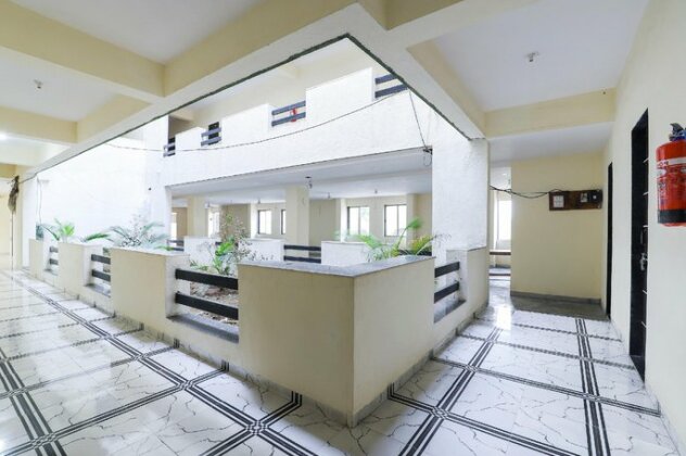 SPOT ON 63514 Hotel Signature - Photo4