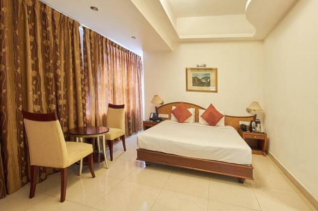 Hotel Indraprastha Nedumangad - Photo2