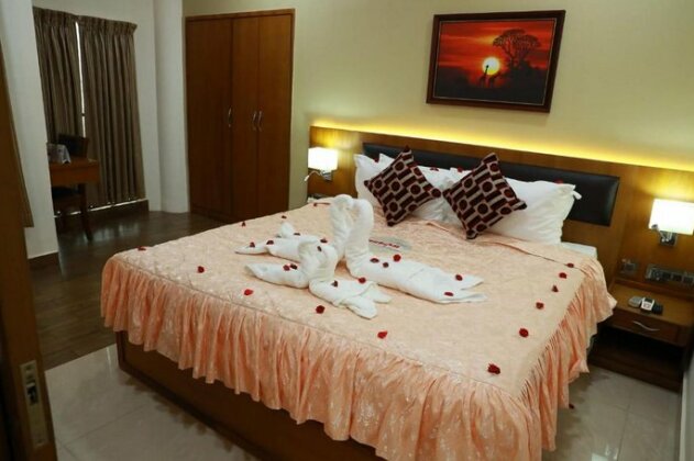 Hotel Rohini International Nedumangad - Photo4