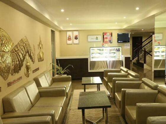 OYO Premium Nellore Bus Station - Photo4