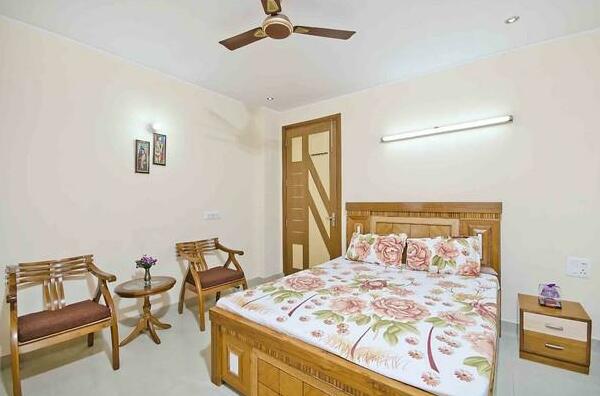 1 Br Guest House In Pitampura New Delhi F965 By Guesthouser - Photo5
