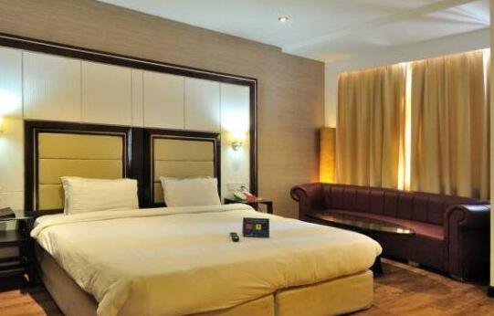 Aavaa Surya Continental Hotel - Photo5