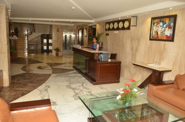 Airport Hotel Grand New Delhi - Photo2
