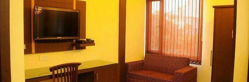 Check In Room RK Ashram - Photo3
