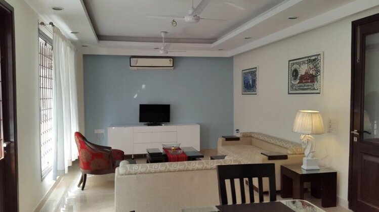 Evergreen 3BHK Service Apartment South Delhi - Photo2