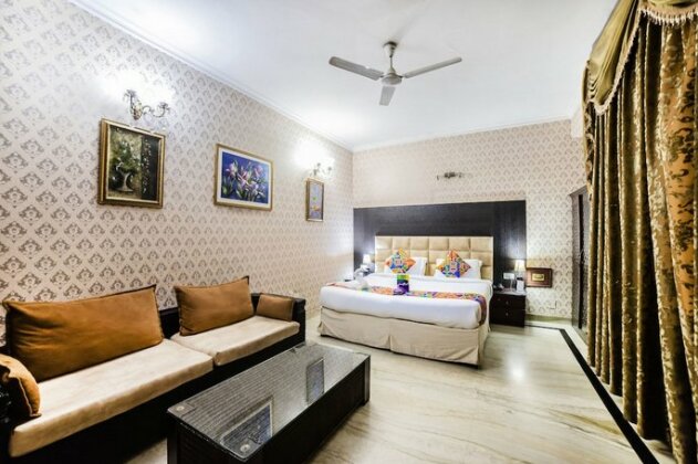 FabHotel Conclave Comfort East Of Kailash - Photo2