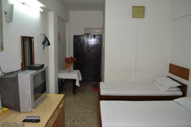 Five Star Guest House - Photo5
