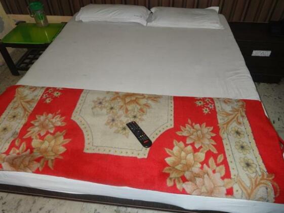 Great Shiva Deluxe - Photo3
