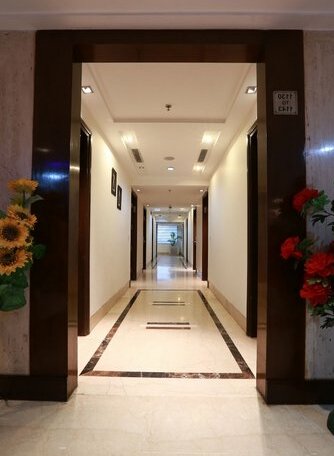 Hotel Airport Residency - Photo3