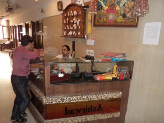 Hotel Ashirwad New Delhi - Photo3