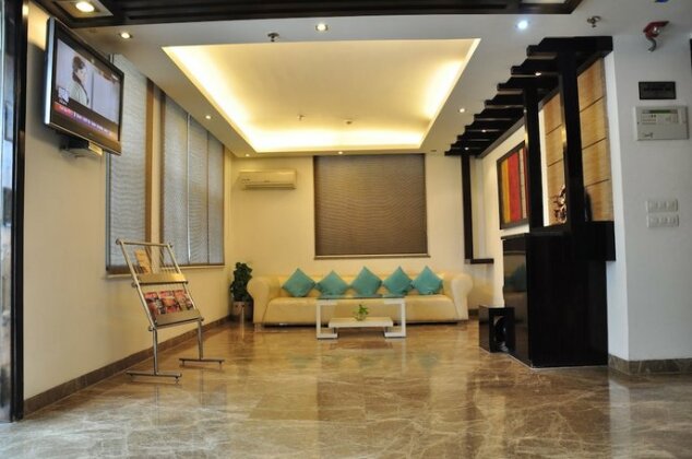 Hotel Bluestone - Nehru Place - Photo5