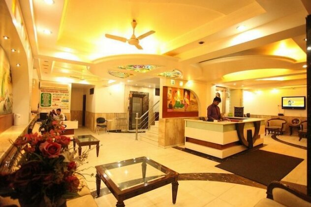 Hotel Chanchal Deluxe - Photo3
