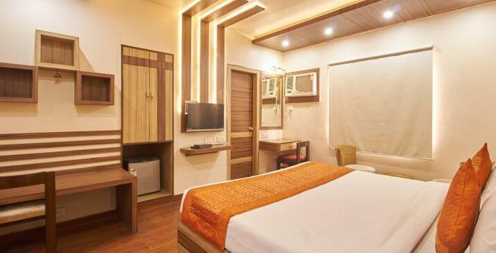 Hotel Classic New Delhi - Photo3