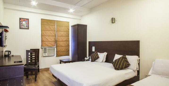 Hotel La Vista New Delhi - Photo2