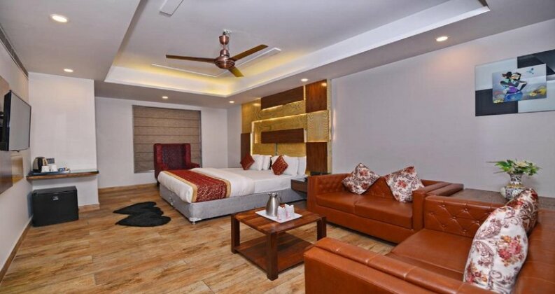 Hotel Nitya Maharani - Photo2