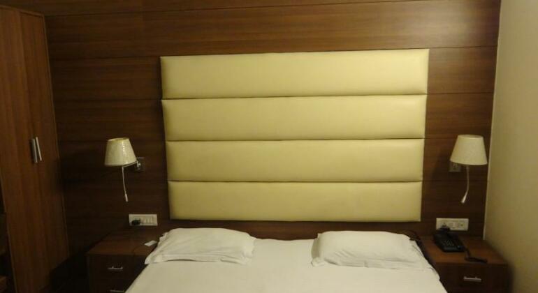 Hotel Unique New Delhi - Photo5