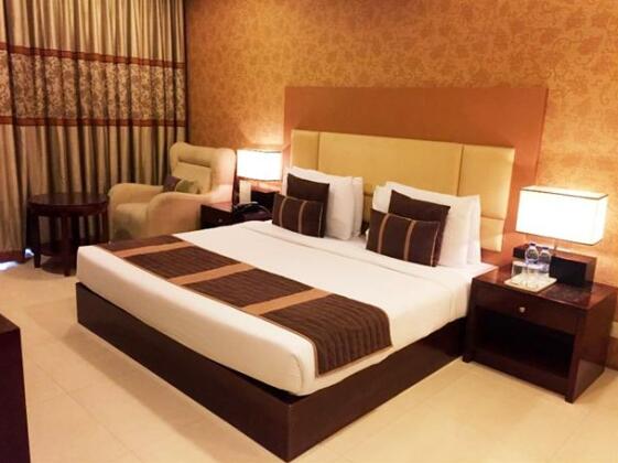 Hotel Vista New Delhi - Photo2