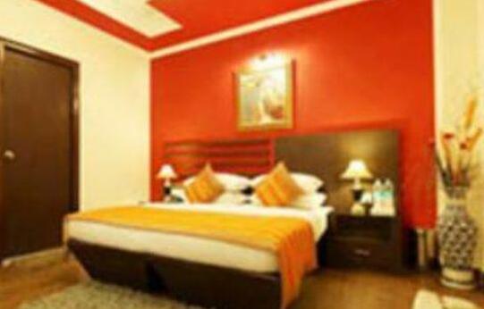 Modesty Hotel - Photo2