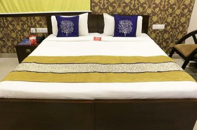 OYO Rooms Delhi Maharani Bagh - Photo4