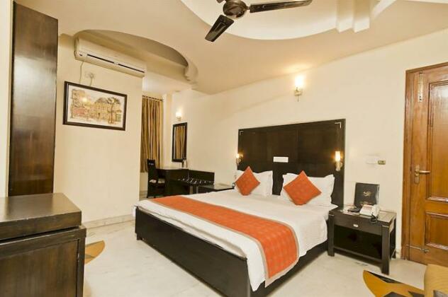 Oyo Rooms Gk 1 - Photo2