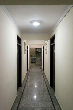 OYO Rooms Sarita Vihar Metro - Photo3