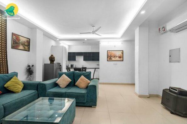Party Friendy Apartments - Photo3