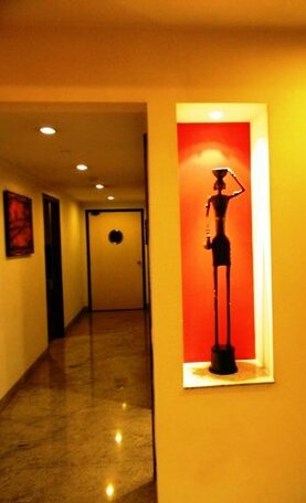 Red Fox Hotel East Delhi - Photo3
