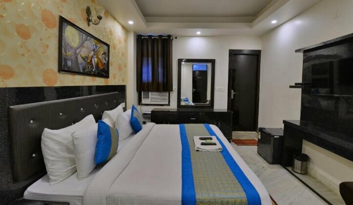 Boom Rooms Noida - Photo2