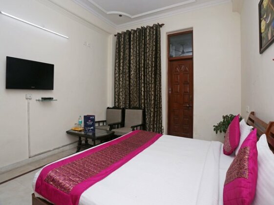 FabExpress Silver Inn - Photo3