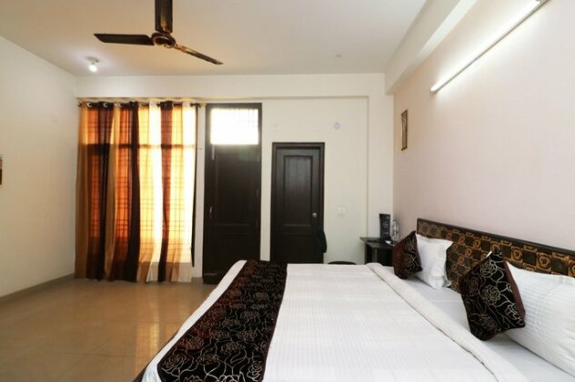 OYO 11495 Mehta Guest House - Photo4