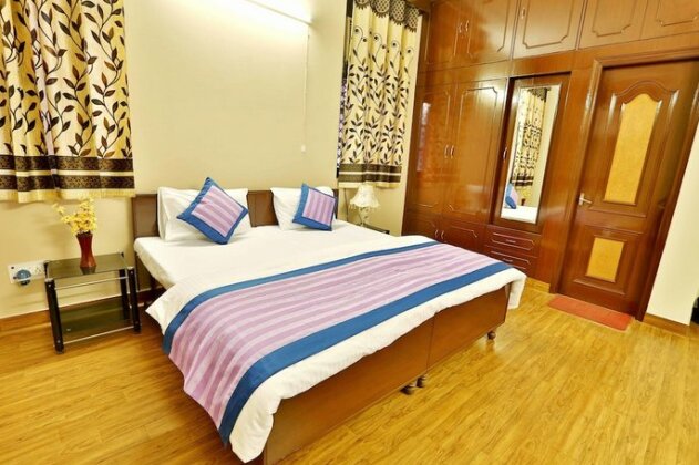 OYO 402 Hotel Noida Residency - Photo5