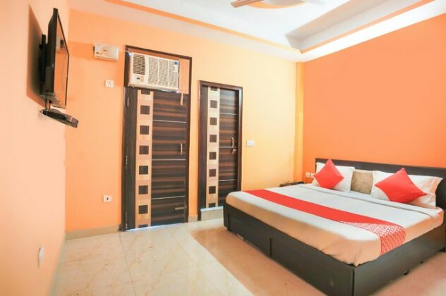 OYO 69734 Hotel Noida Hub - Photo5