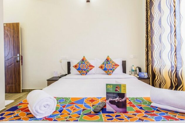 FabExpress Grand Castle Hill Resorts - Photo3